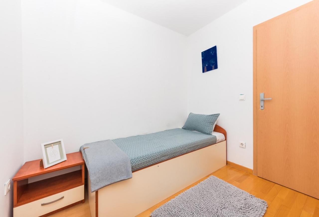 Apartment Sea View In Makarska, Free Parking 外观 照片